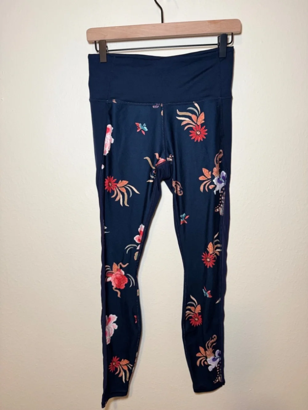 Athleta Mesh Tux Floral Leggings Small Navy High Rise Yoga Workout Tights